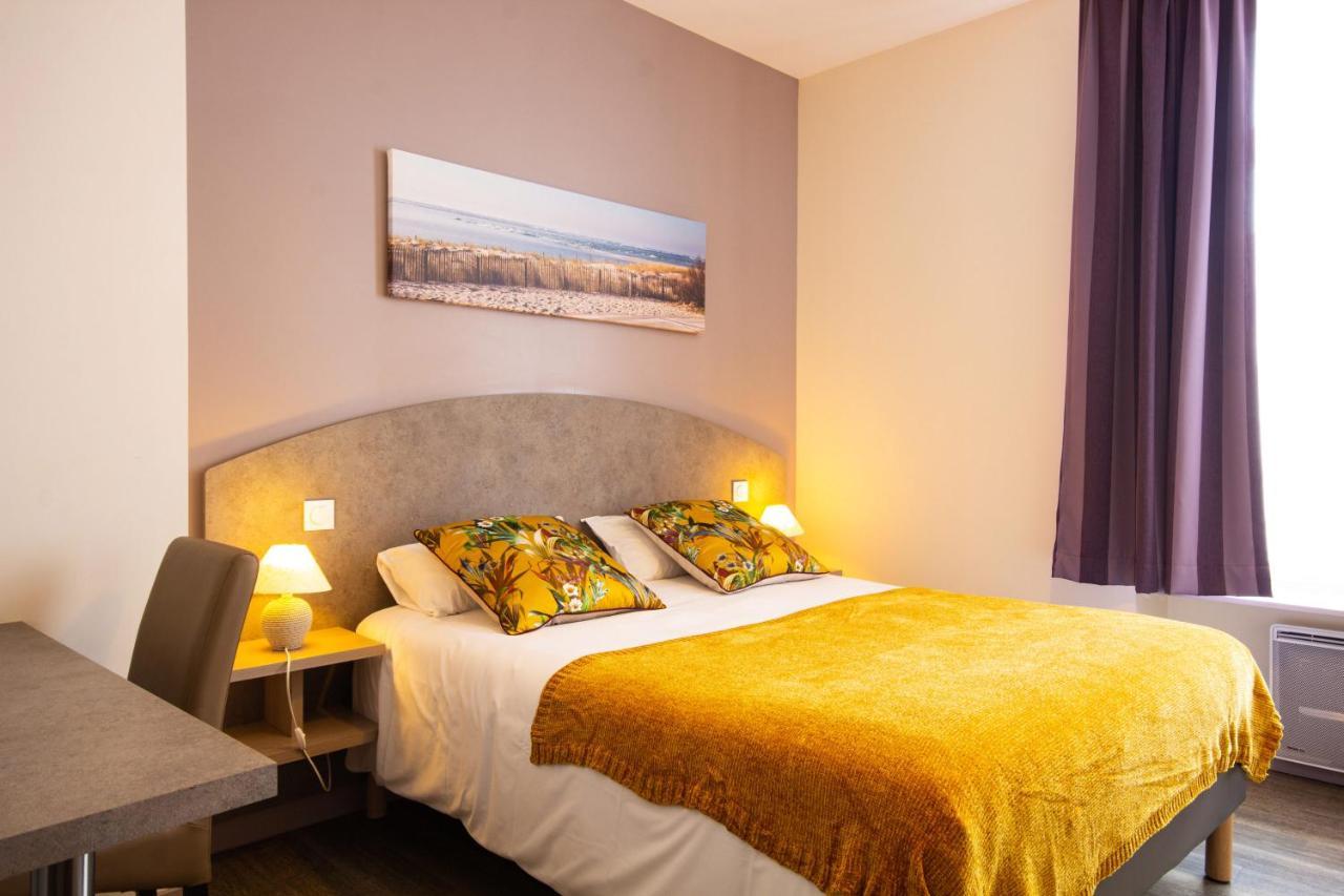 Cit'Hotel Le Commerce ซูชง ภายนอก รูปภาพ