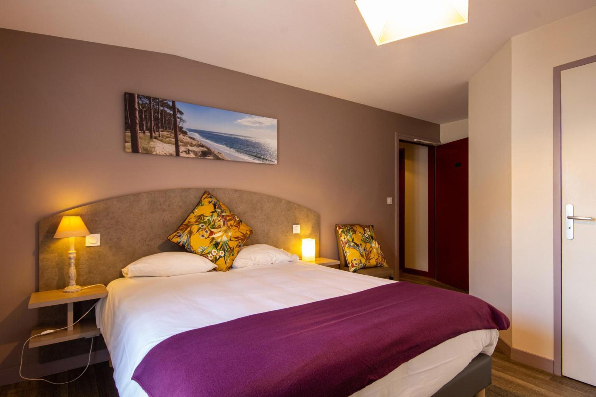 Cit'Hotel Le Commerce ซูชง ภายนอก รูปภาพ