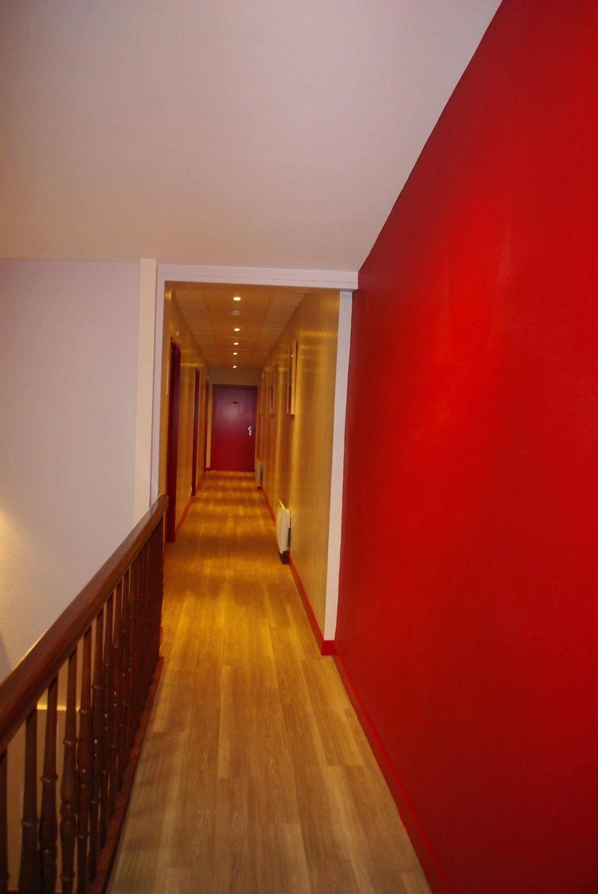 Cit'Hotel Le Commerce ซูชง ภายนอก รูปภาพ